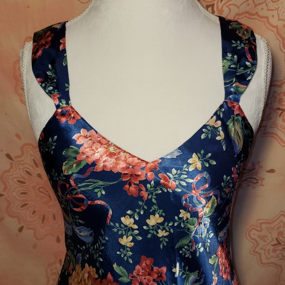 Vintage Nightgown Vintage Floral Nightgown Vintage Lingerie Vintage Floral Dress - Picture 9 of 9